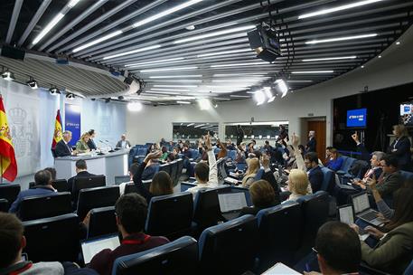 7/01/2025. Rueda de prensa tras el Consejo de Ministros: Pilar Alegría, Carlos Cuerpo y Ángel Víctor Torres. La sala de prensa tras el Conse...